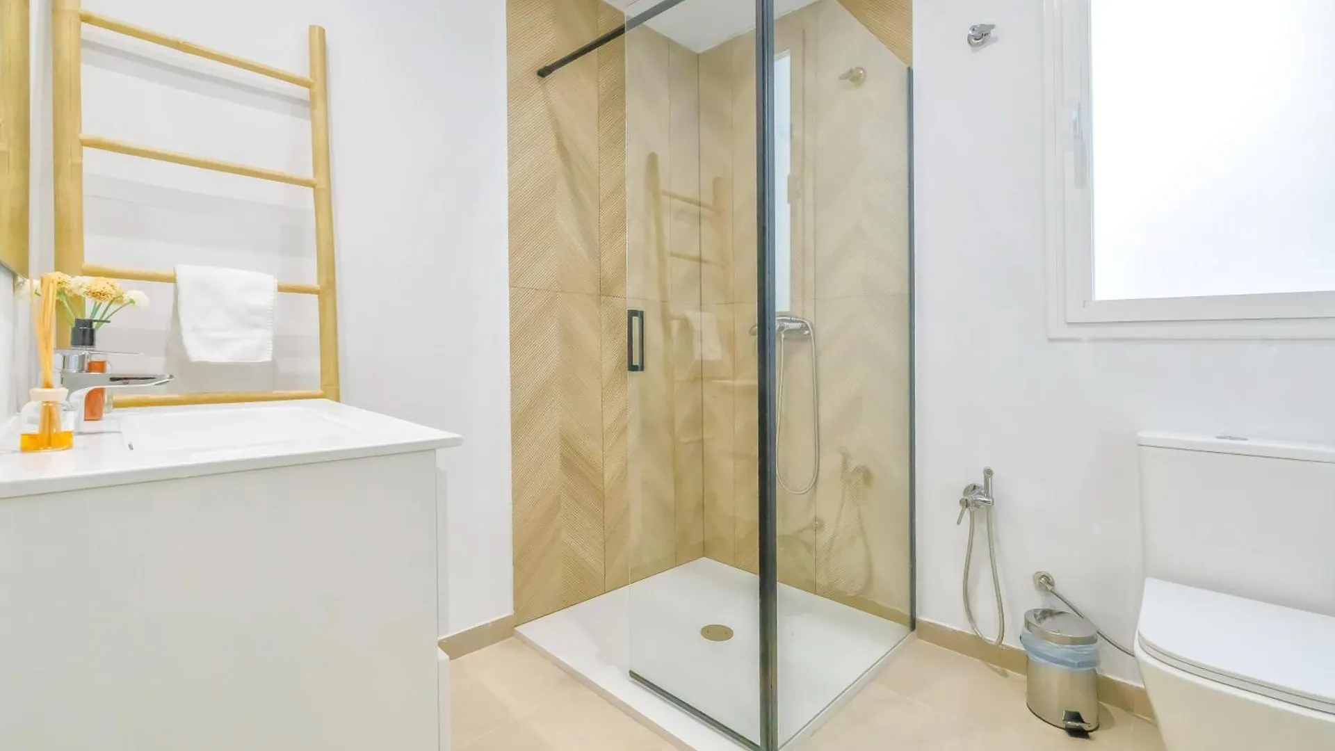 Apartment Apto Gran Capitan Center I - Parking Cordoba