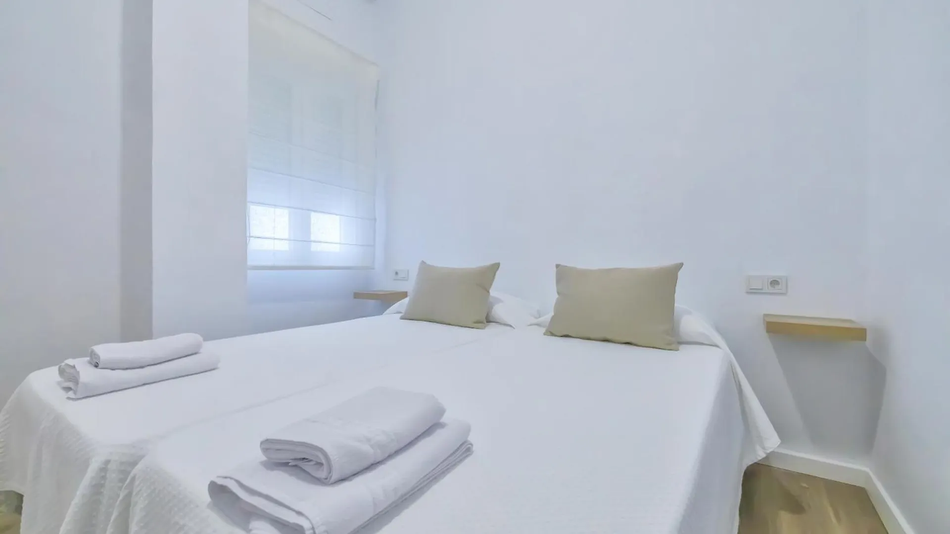 Apto Gran Capitan Center I - Parking Cordoba Apartment